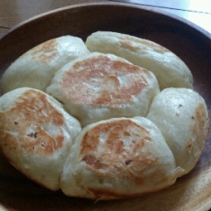 炊飯器でパンが焼けるとは…！ごちそうさまでした(｡･㉨･｡)♡